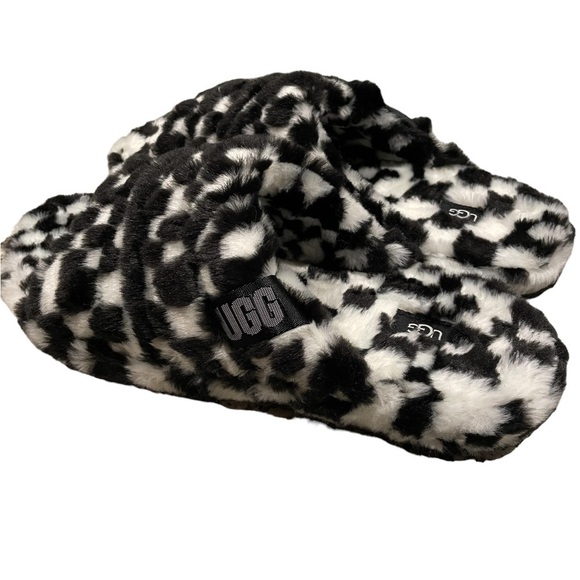 UGG Women’s / Man Fluff You Slippers size man’s 9 women’s 10.5 - 11 sold - Picture 2 of 6
